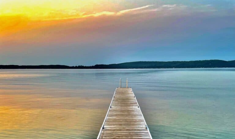 Vacation homes with docks on Crystal Lake